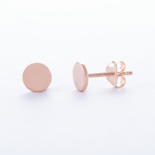 Our Rose Gold Disc Stud Earrings. Shown here in 5mm, stunningly plated over 925 sterling silver. In short, there's plenty of style and elegance in this pair of gems. They're ideal to add to any jewellery collection. Or as a gift for someone special.
