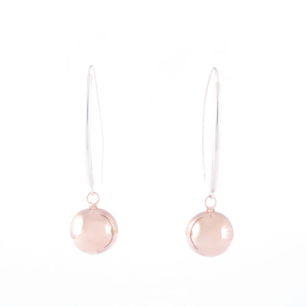 Simply stunning! Rose gold 12mm ball drop earrings, plated over 925 sterling silver. The ideal mothers day gift for your special lady or mum.
