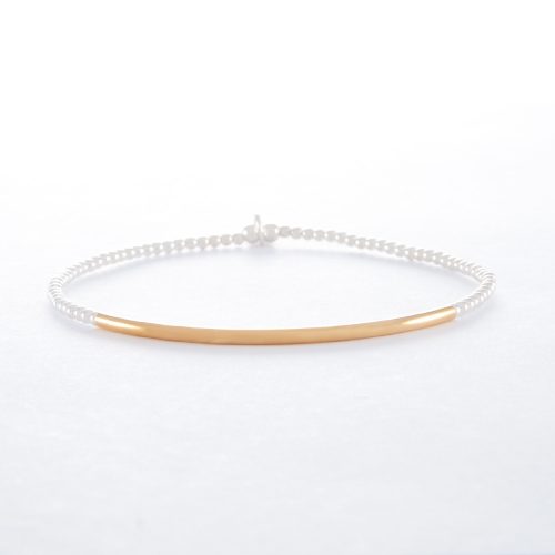 Our Gold Bar Sterling Silver Ball Bracelet. Shown here, handcrafted beautifully in gold plated over 925 sterling. An elegant yet relaxed piece. In short, it’s the perfect gift for someone very special. Or as a self-indulgent purchase to add to any jewelry collection.